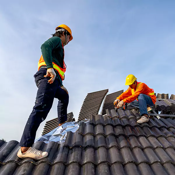 Why Tinley Park, IL Property Owners Trust Tinley Park Roofing Pro for Emergency Roof Repair?