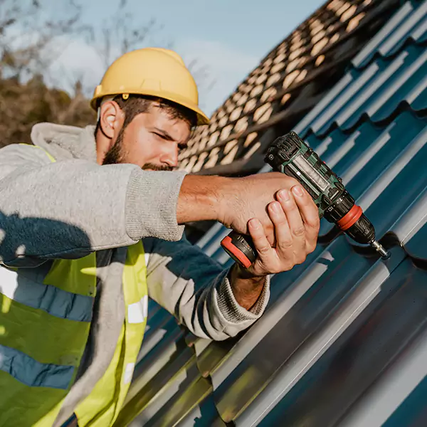 Why Tinley Park Property Owners Choose Tinley Park Roofing Pro for Metal Roof Replacement?